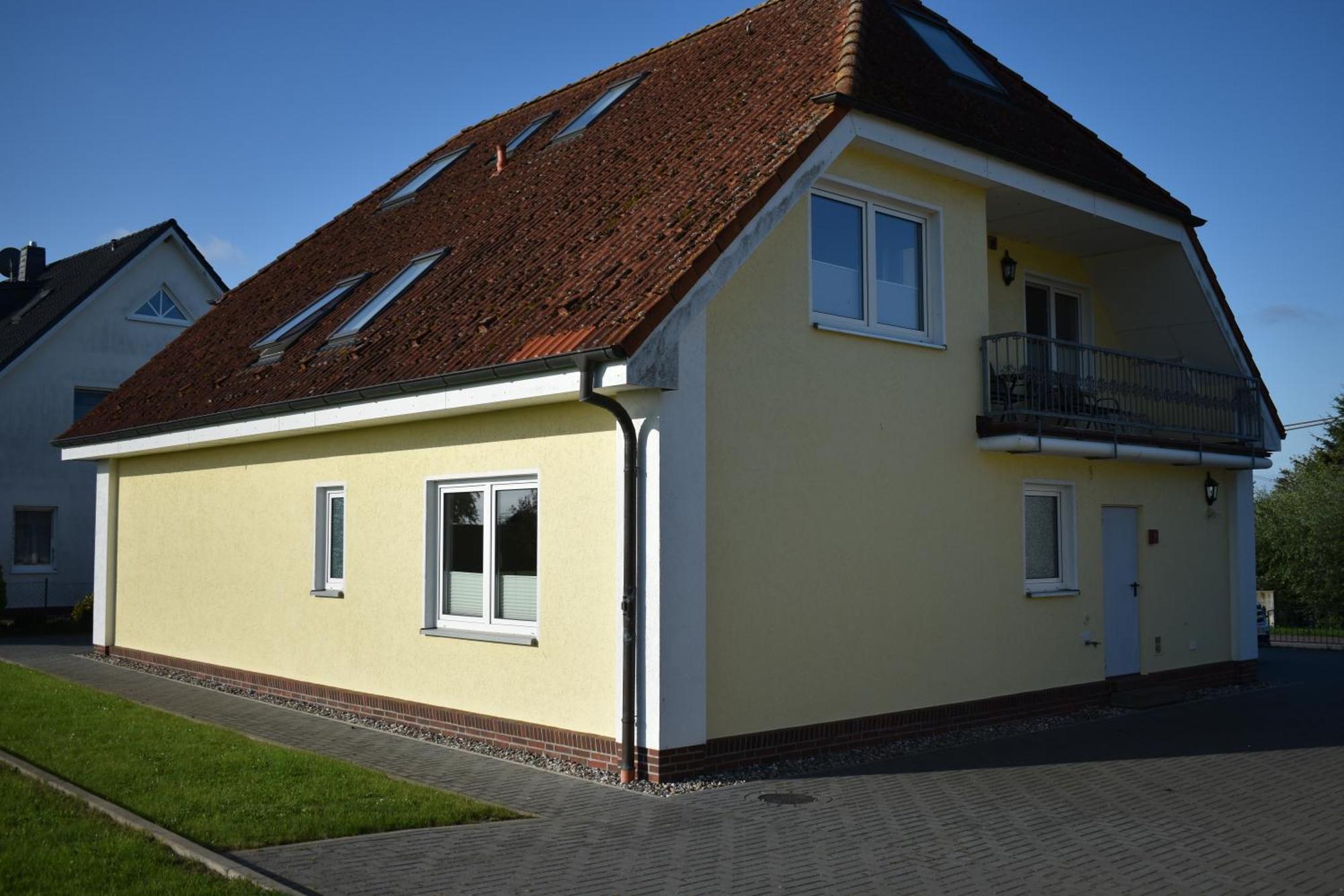 Haus Zum Strand Muschel Dassow Esterno foto